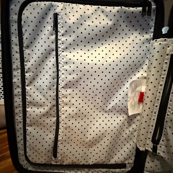 NWOT American Tourister Disney Minnie Mouse Hardside Spinner Luggage - 21” - Picture 9 of 15